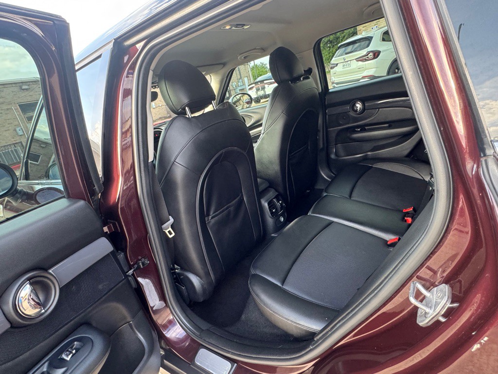 2018 MINI Cooper Image 24