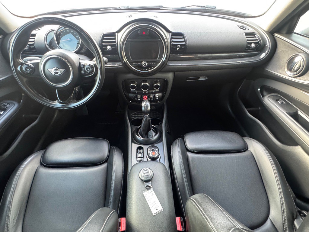 2018 MINI Cooper Image 27