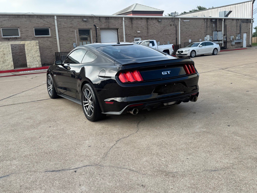 2015 Ford Mustang Image 16