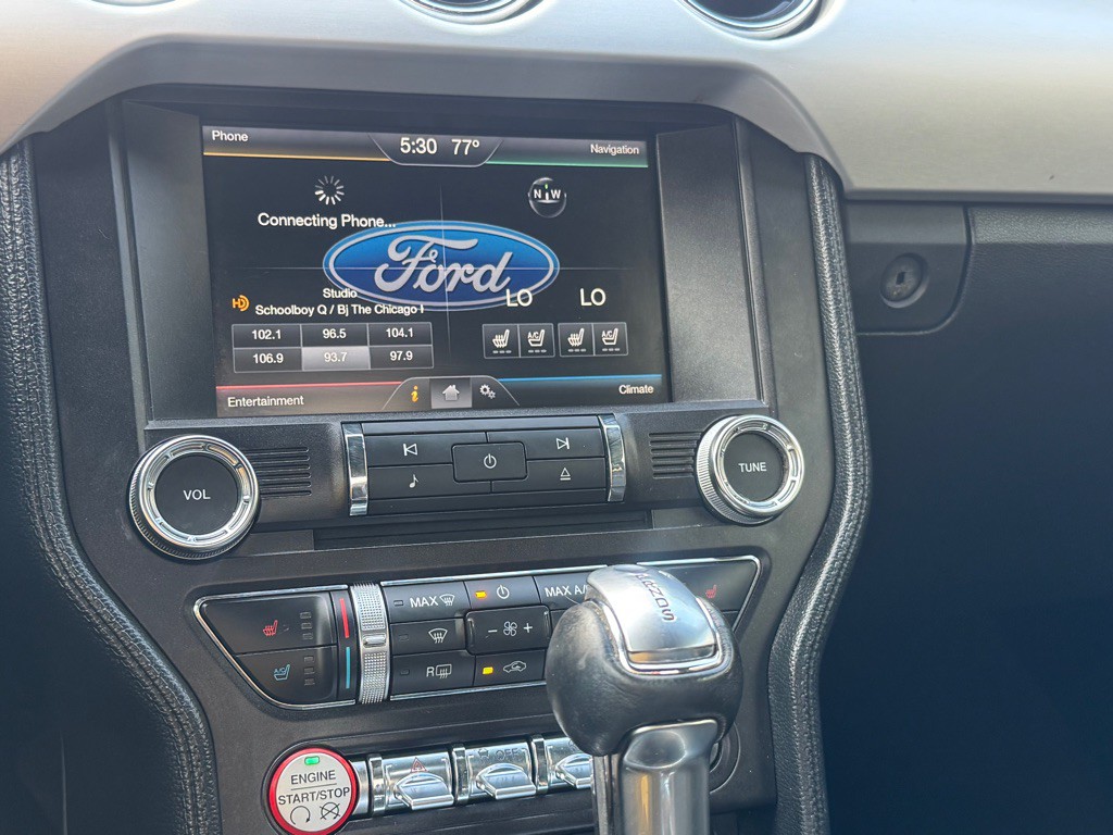 2015 Ford Mustang Image 28