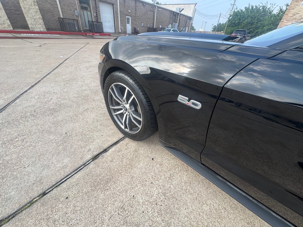 2015 Ford Mustang Image 34
