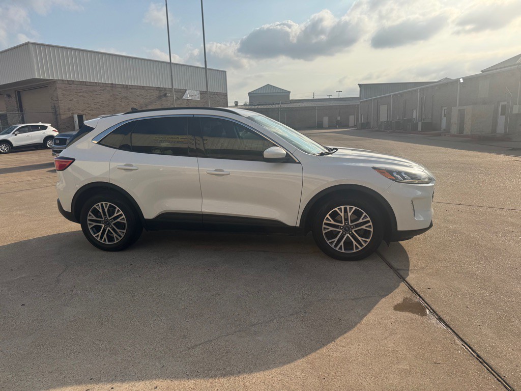 2021 Ford Escape Image 16