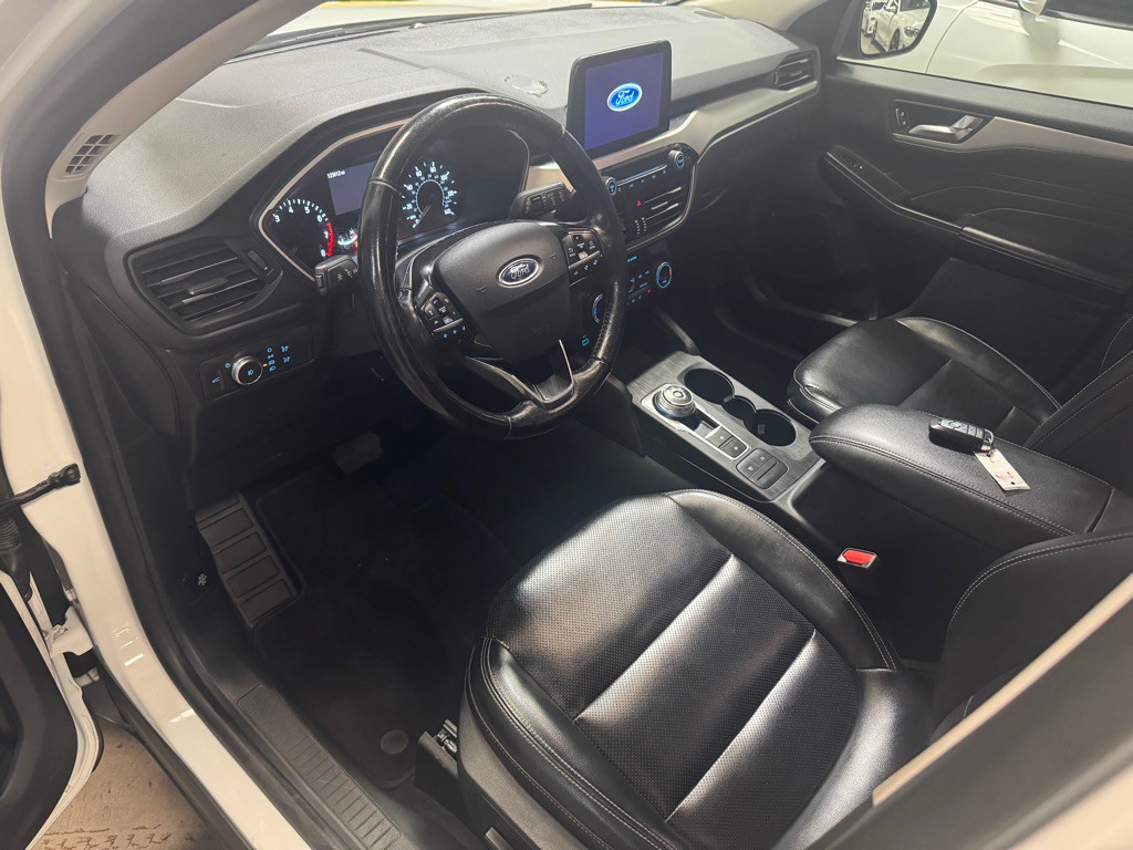 2021 Ford Escape Image 22