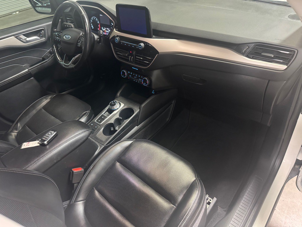 2021 Ford Escape Image 24