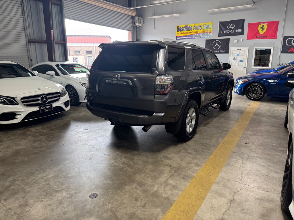 2016 Toyota 4Runner Image 12