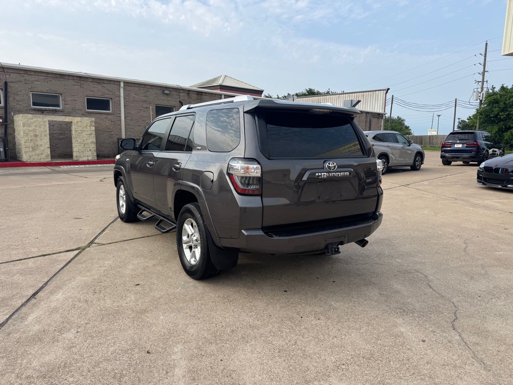 2016 Toyota 4Runner Image 22