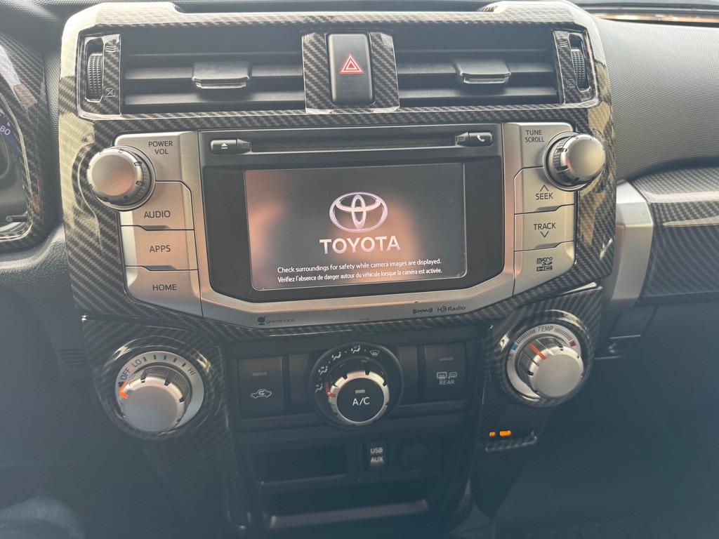 2016 Toyota 4Runner Image 35