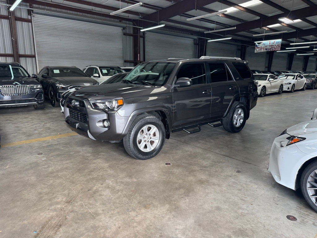 2016 Toyota 4Runner Image 2