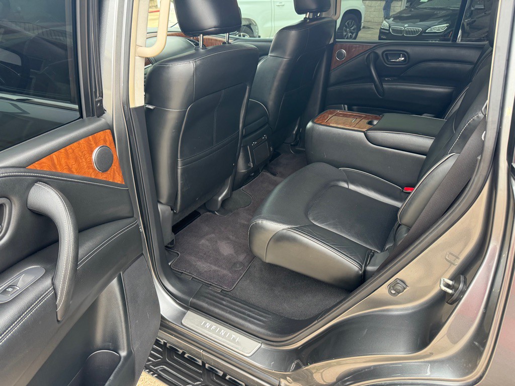 2019 INFINITI QX80 Image 29