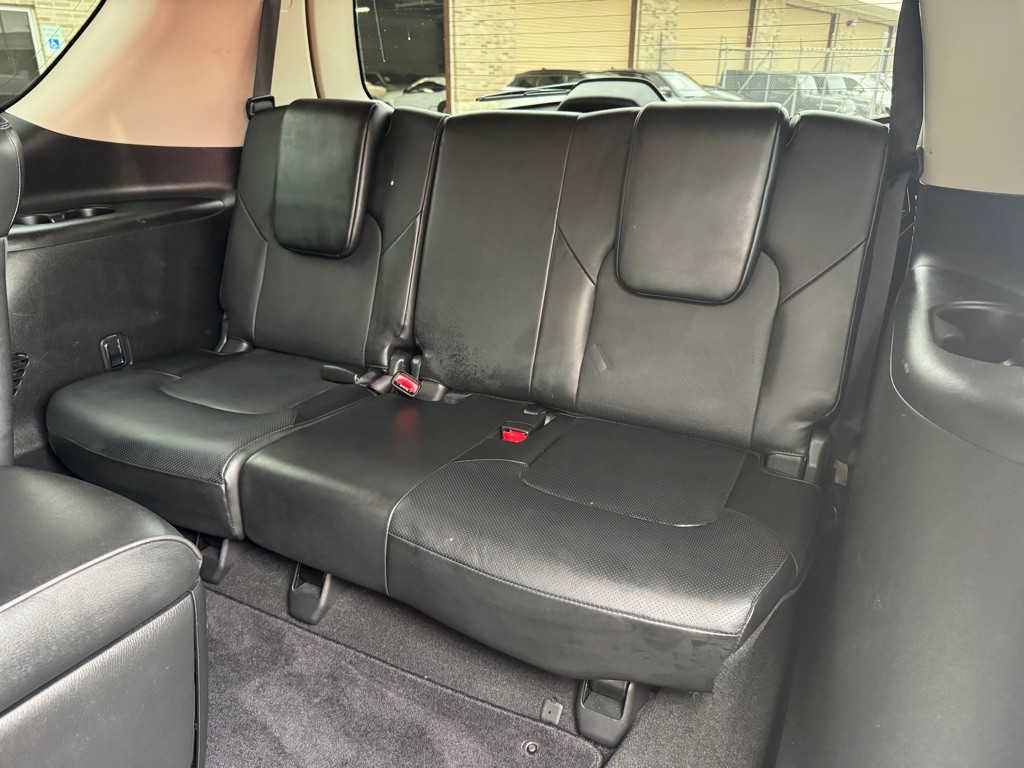 2019 INFINITI QX80 Image 30