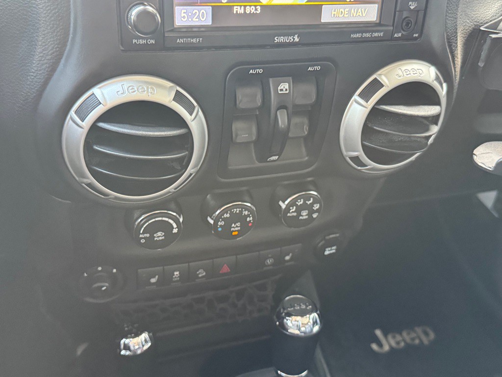 2016 Jeep Wrangler Unlimited Image 35