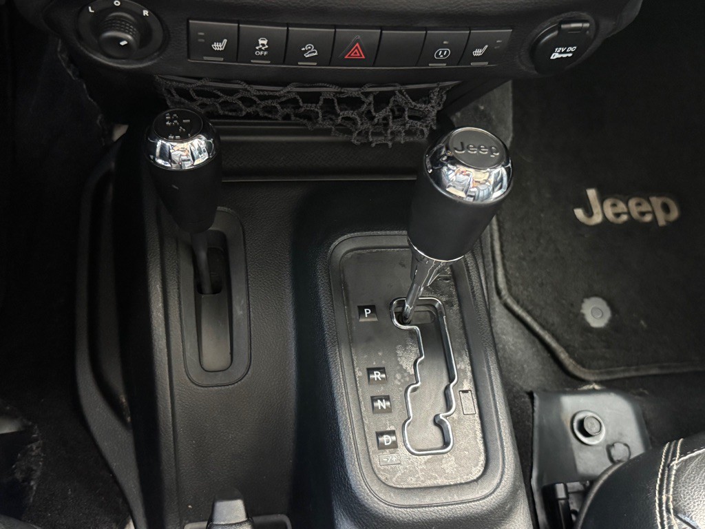 2016 Jeep Wrangler Unlimited Image 37