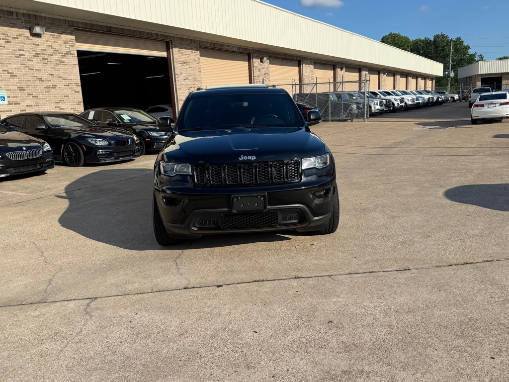 2018 Jeep Grand Cherokee Image 11