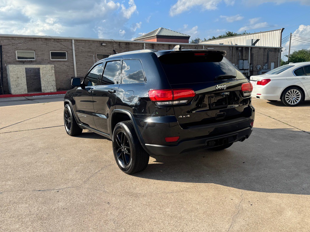2018 Jeep Grand Cherokee Image 16