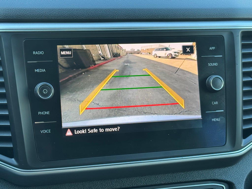 2018 Volkswagen Atlas Image 30