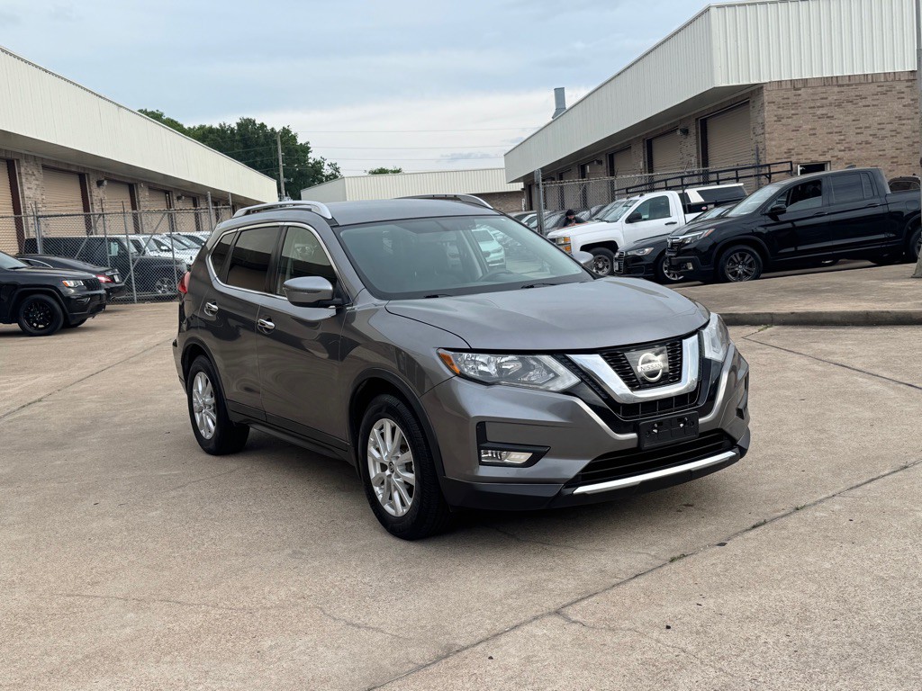 2017 Nissan Rogue Image 12