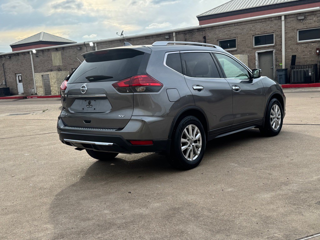 2017 Nissan Rogue Image 13