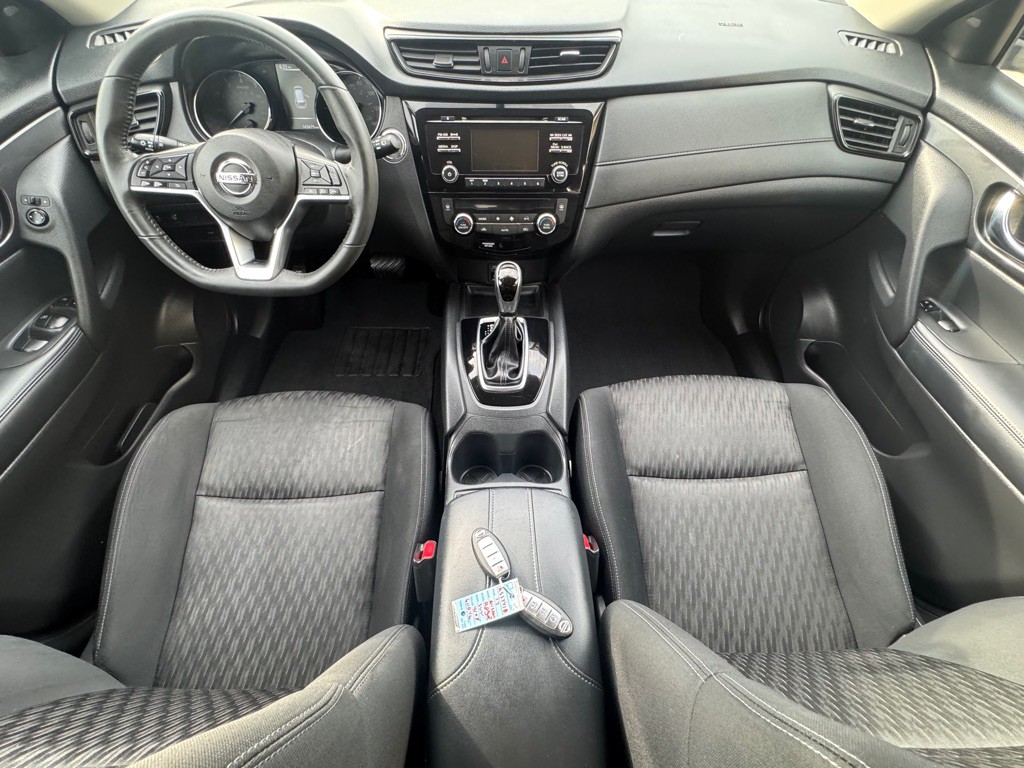 2017 Nissan Rogue Image 23