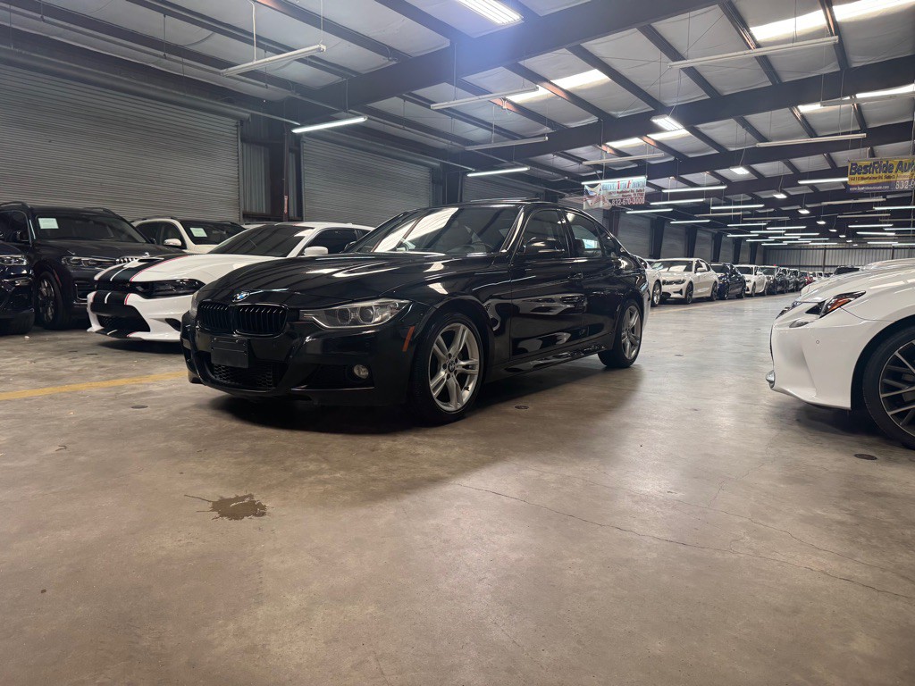 2015 BMW 3 Series Image 2