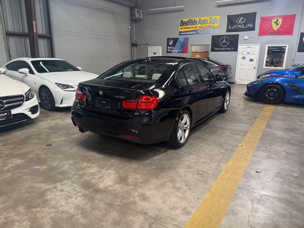 2015 BMW 3 Series Image 7
