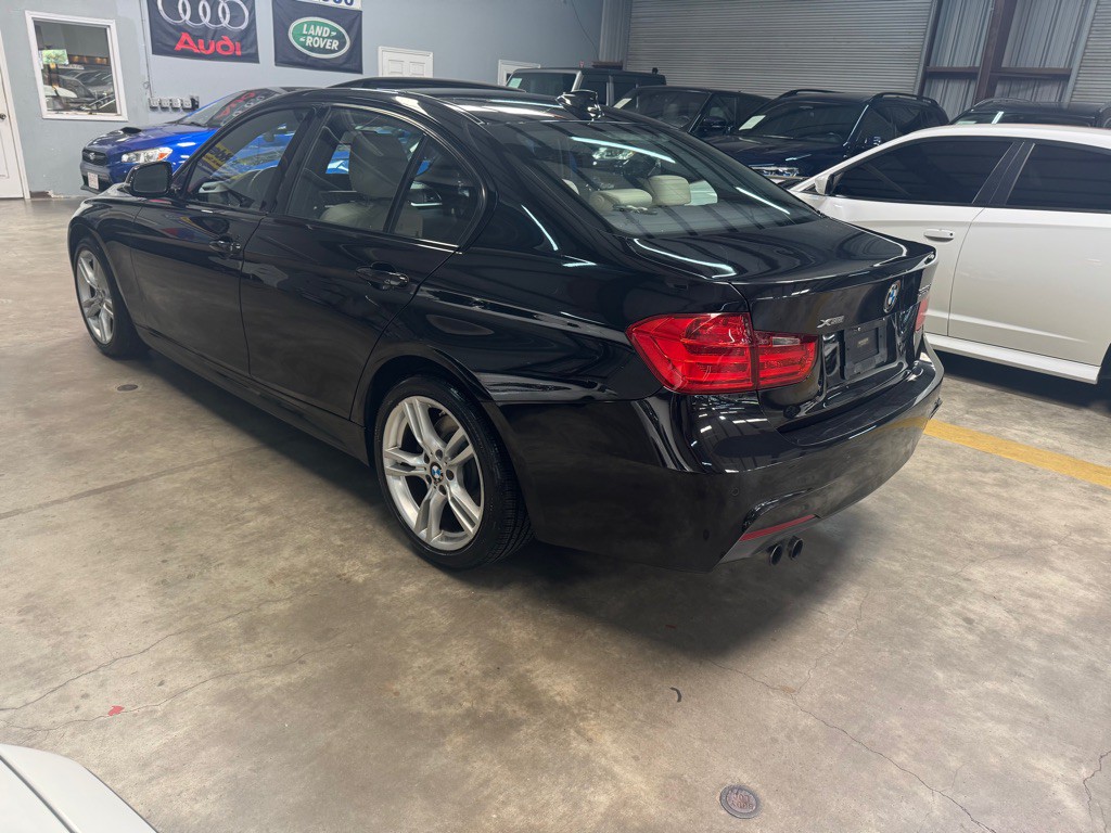 2015 BMW 3 Series Image 10