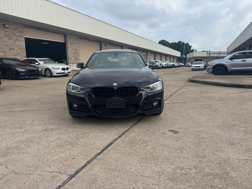 2015 BMW 3 Series Image 15