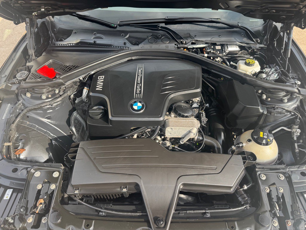 2015 BMW 3 Series Image 36
