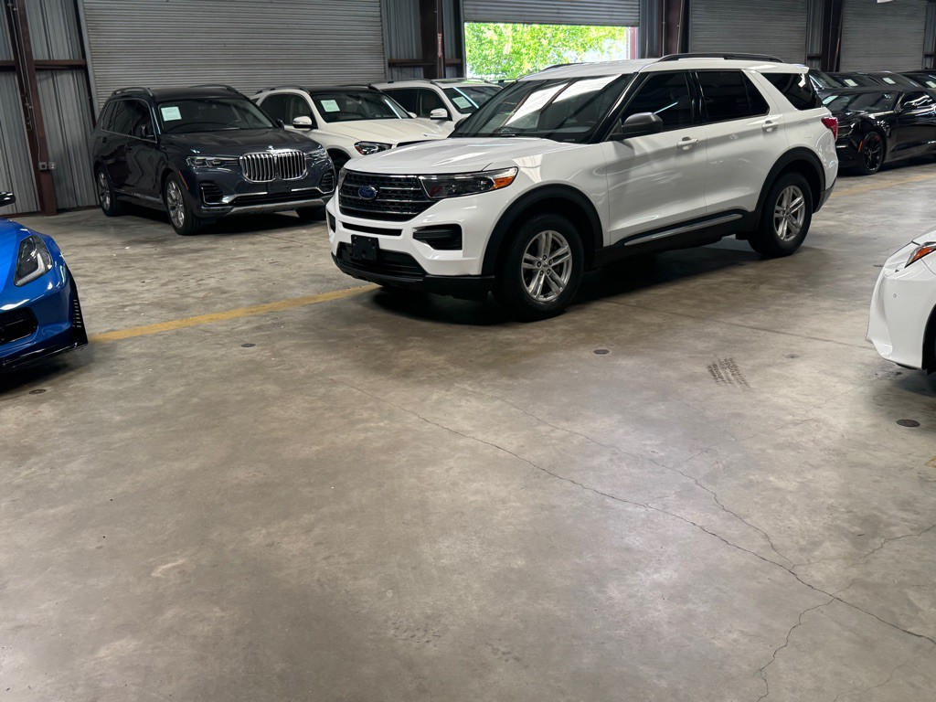 2021 Ford Explorer Image 8