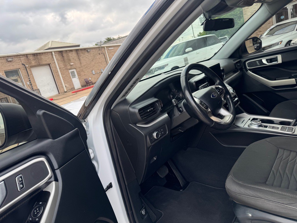 2021 Ford Explorer Image 19