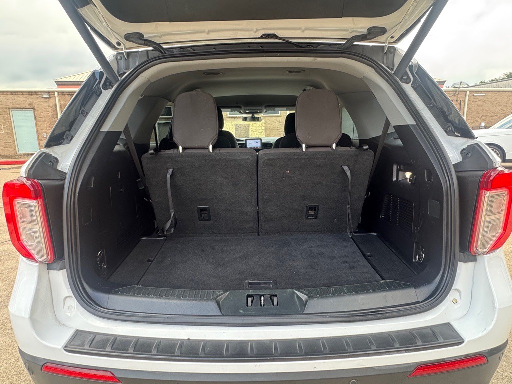 2021 Ford Explorer Image 25