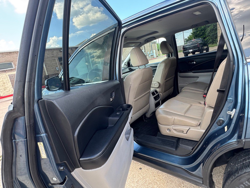 2016 Honda Pilot Image 17
