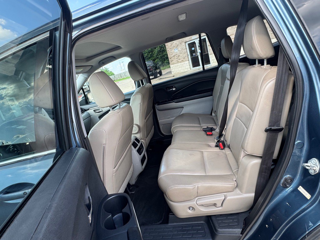2016 Honda Pilot Image 18