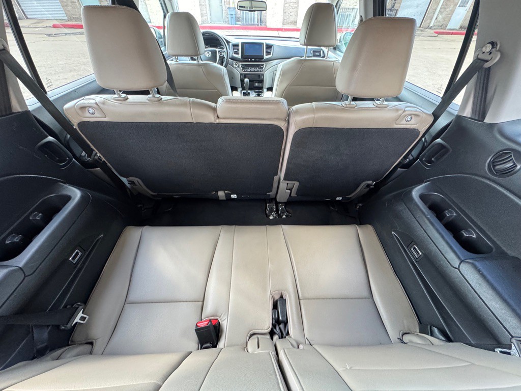 2016 Honda Pilot Image 25