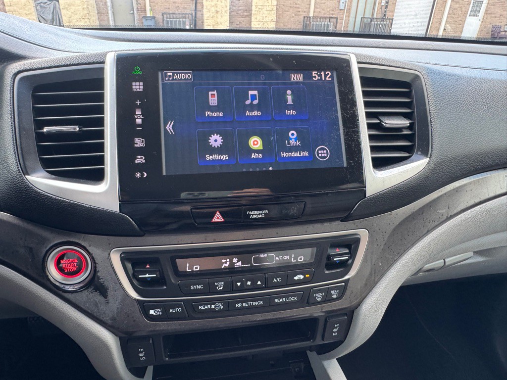 2016 Honda Pilot Image 29
