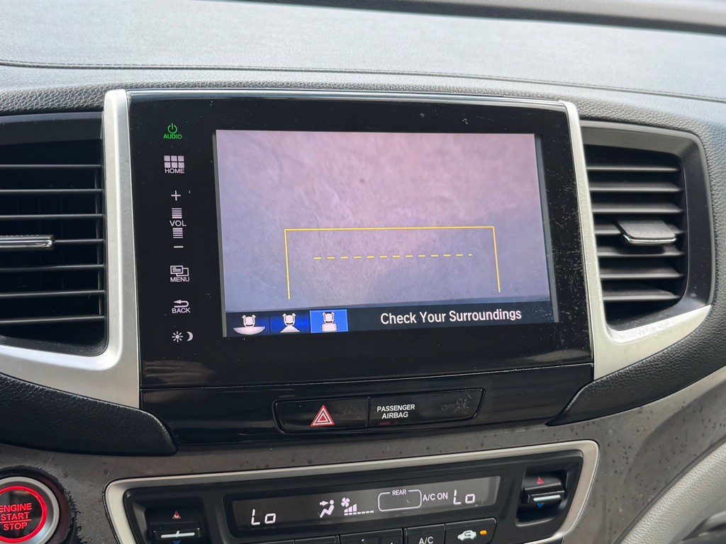 2016 Honda Pilot Image 35