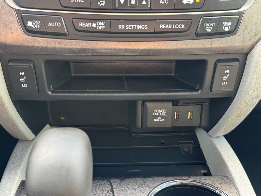 2016 Honda Pilot Image 38