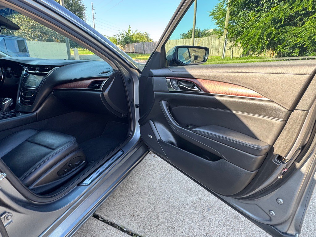 2018 Cadillac CTS Image 24