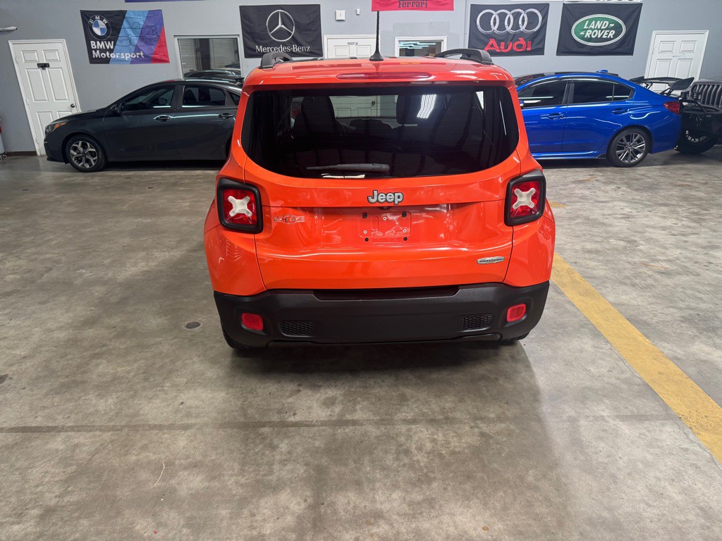 2015 Jeep Renegade Image 7
