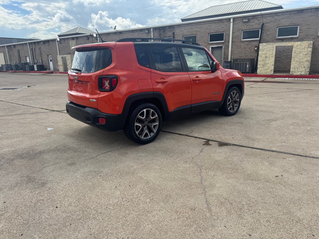 2015 Jeep Renegade Image 16