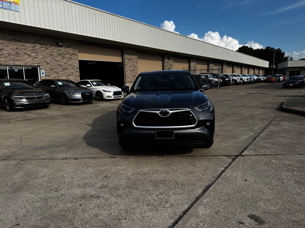 2022 Toyota Highlander Image 12
