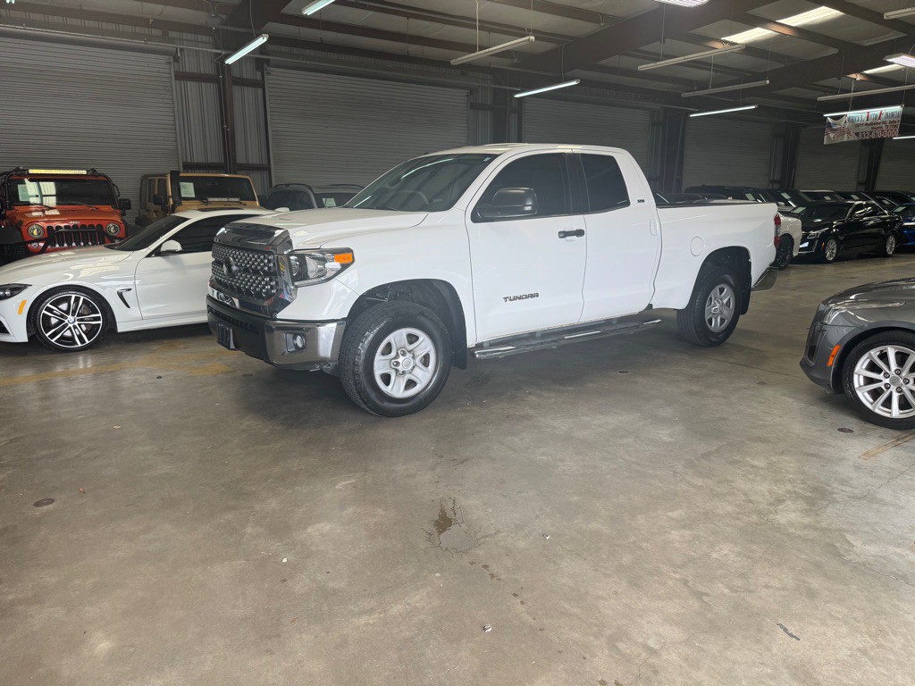 2018 Toyota Tundra Image 2