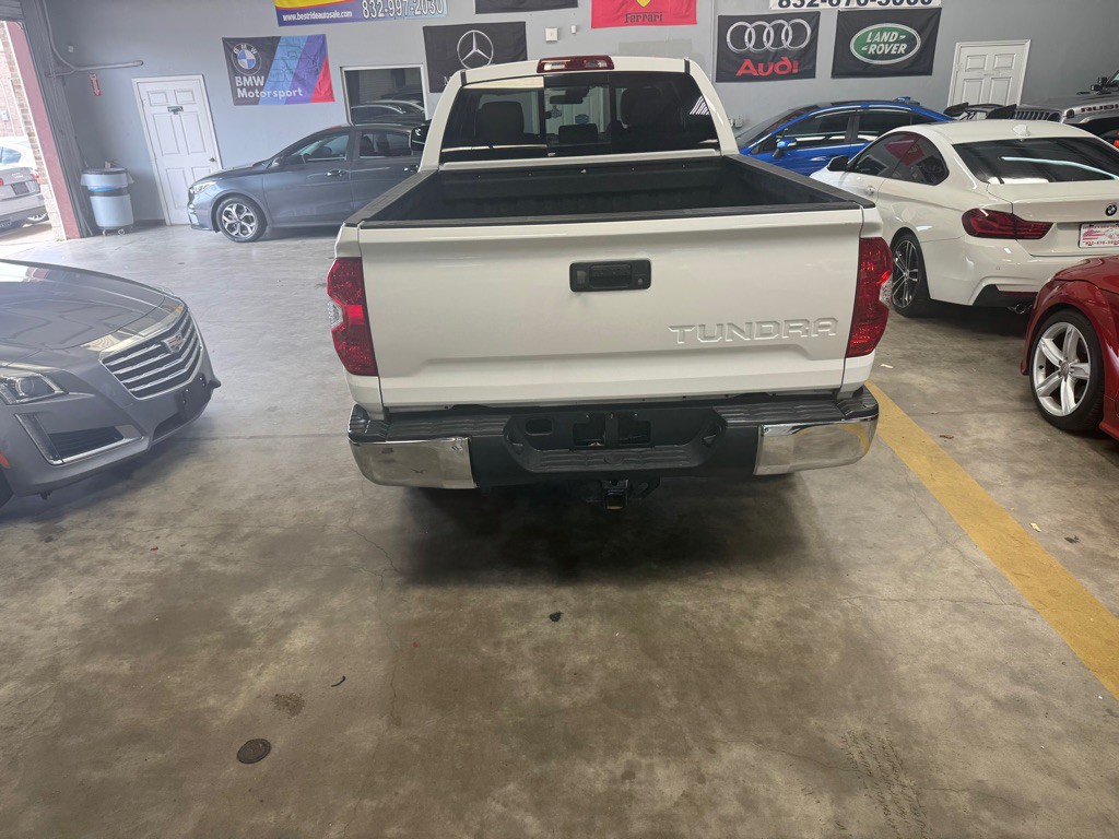 2018 Toyota Tundra Image 8