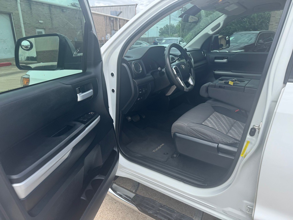 2018 Toyota Tundra Image 27