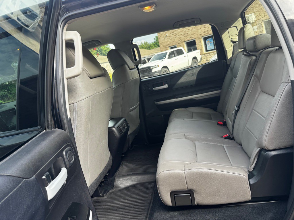 2021 Toyota Tundra Image 25