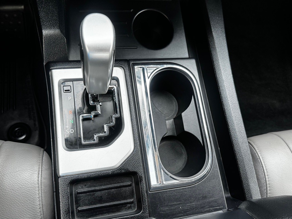 2021 Toyota Tundra Image 36