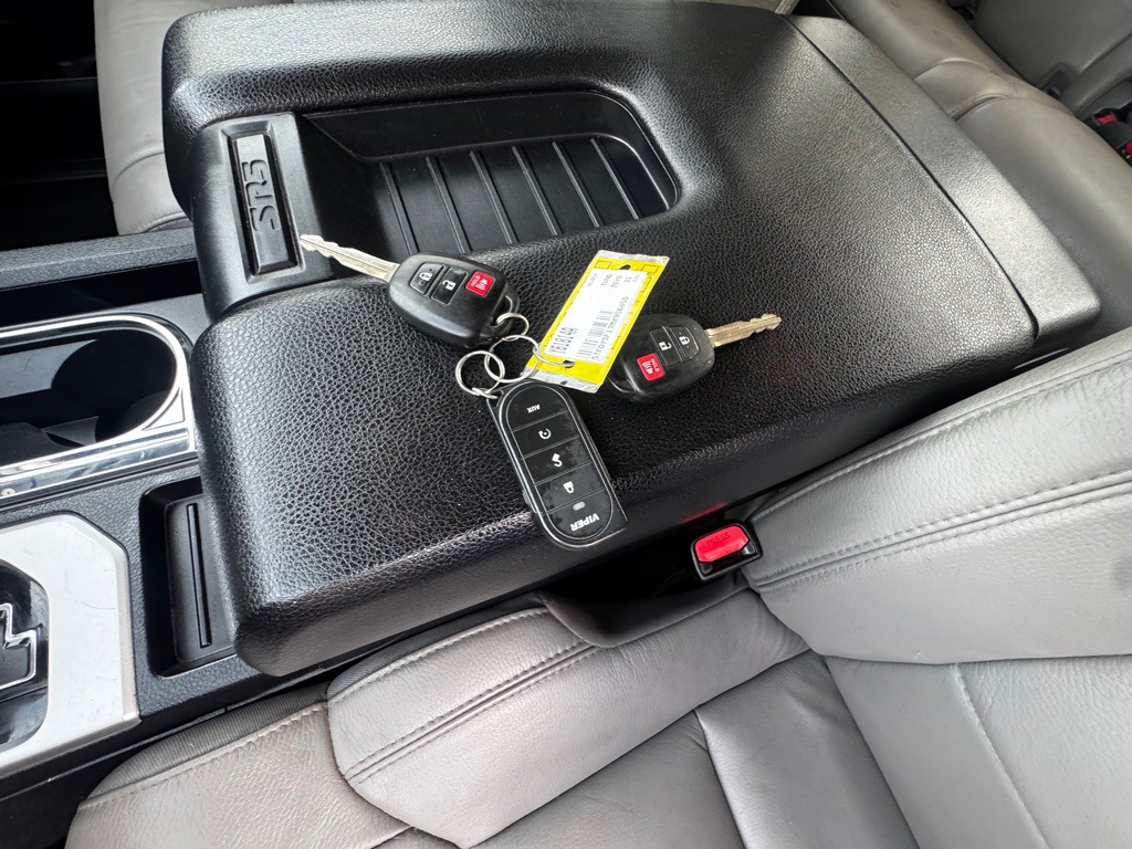2021 Toyota Tundra Image 39