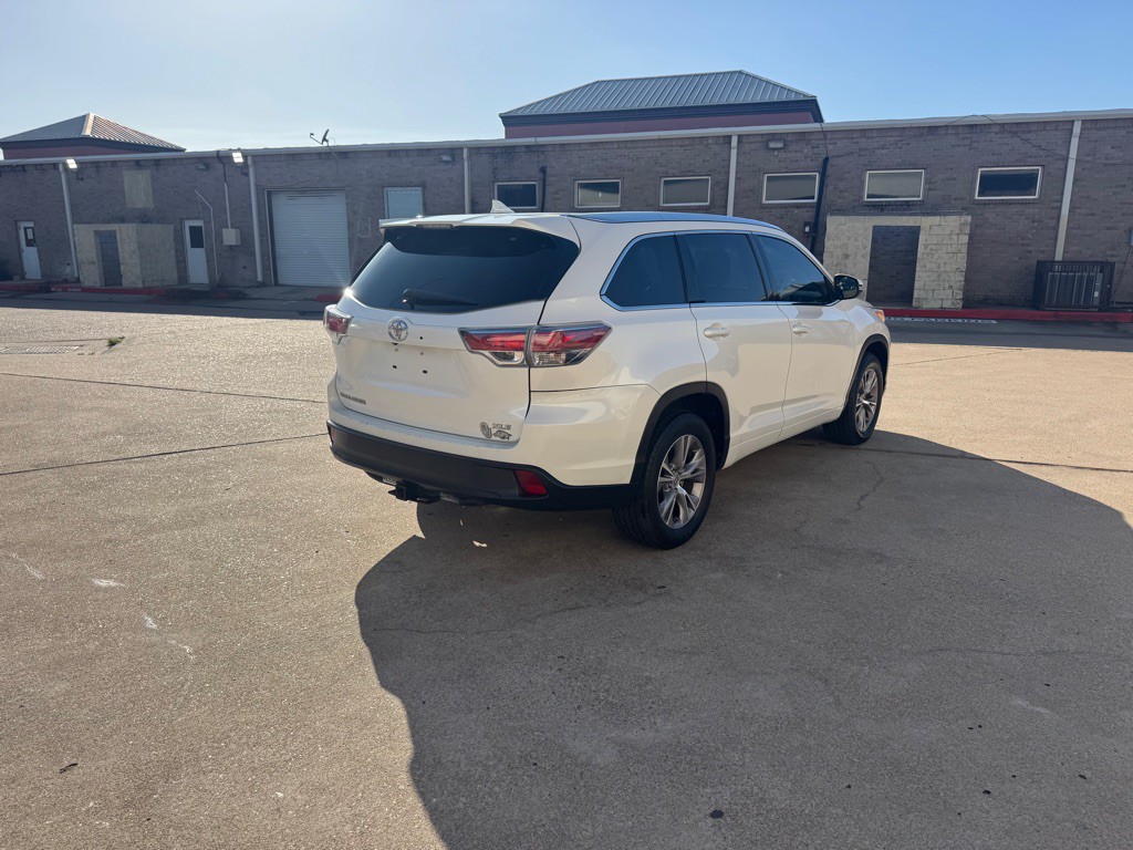 2014 Toyota Highlander Image 20