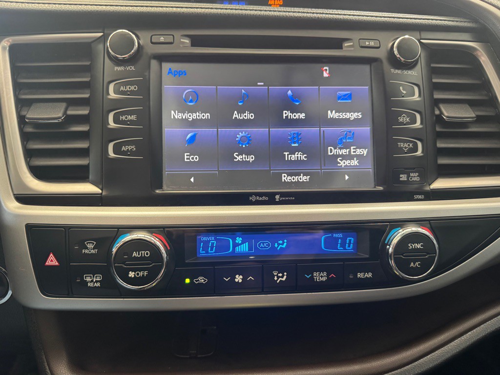 2014 Toyota Highlander Image 40