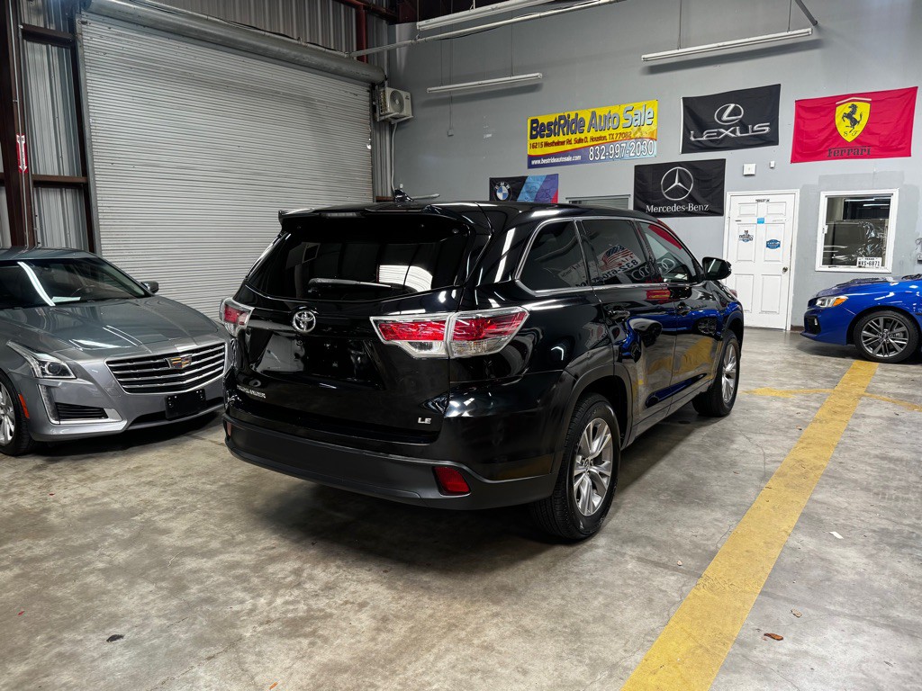 2016 Toyota Highlander Image 4