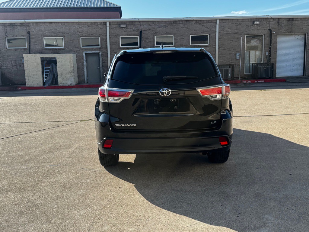 2016 Toyota Highlander Image 15